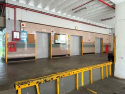 Guan Hua Warehouse Building (D13), Factory #481810521